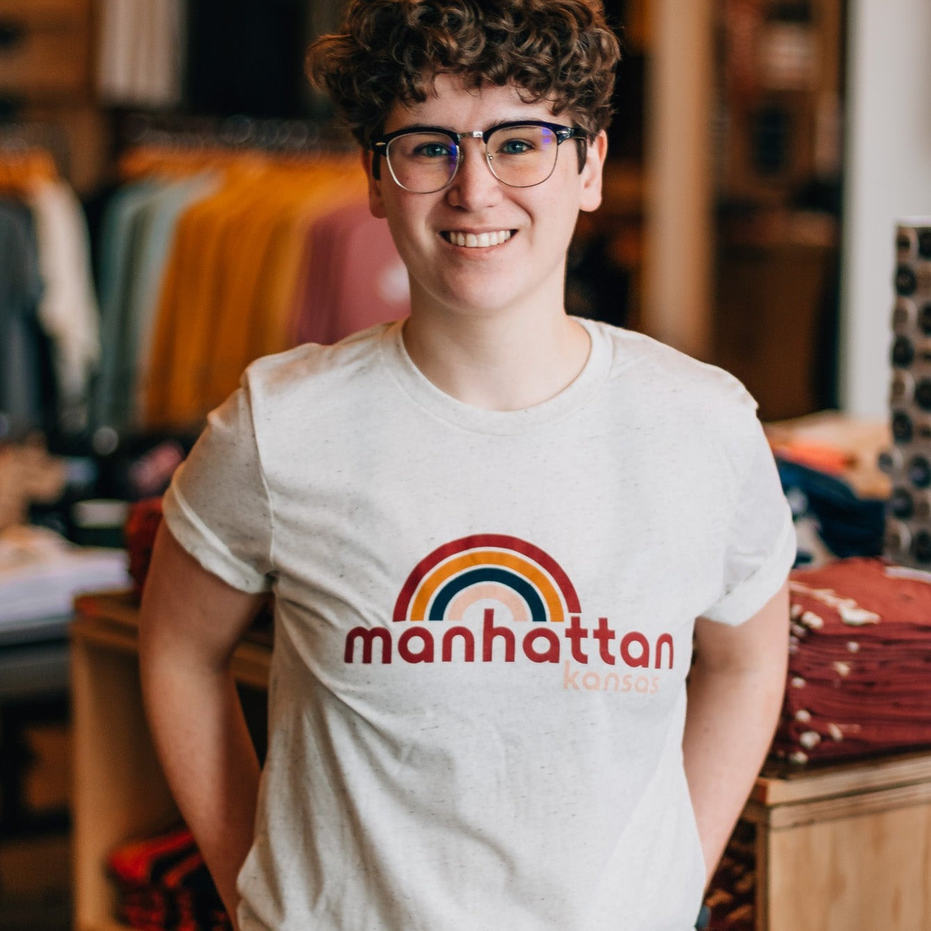 Manhattan Retro Rainbow Tee